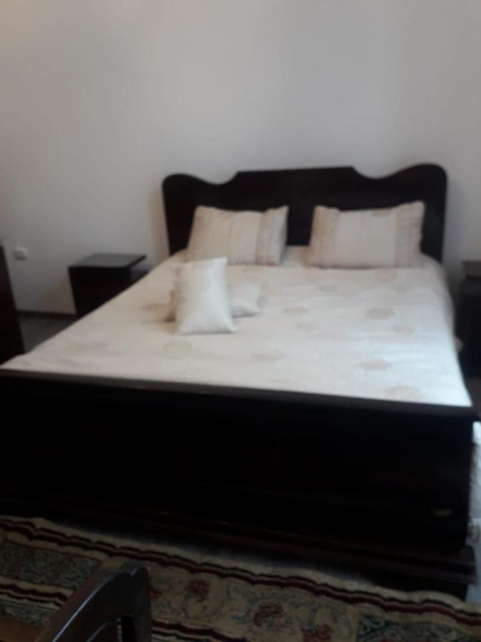 Casa Continentelor Hotel คุมปูลุง ภายนอก รูปภาพ