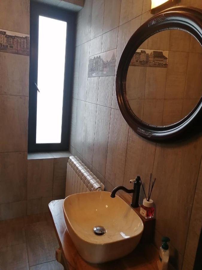Casa Continentelor Hotel คุมปูลุง ภายนอก รูปภาพ