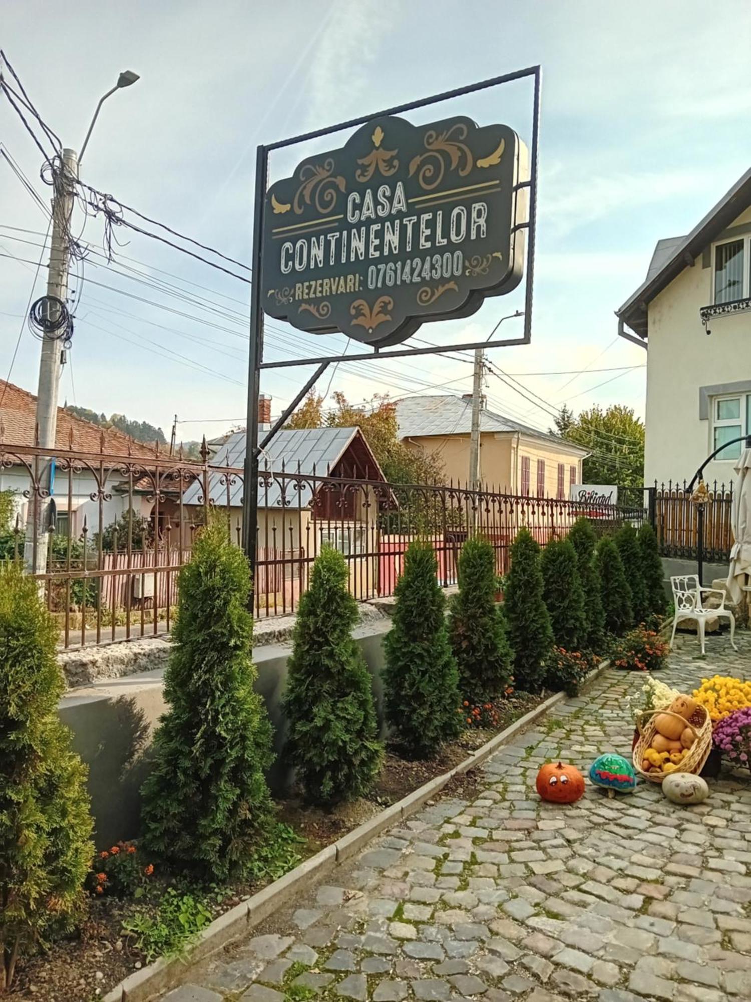 Casa Continentelor Hotel คุมปูลุง ภายนอก รูปภาพ
